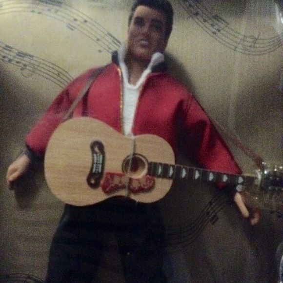 Elvis is at Poshmark! Very Collectible.Great price - Picture 5 of 8